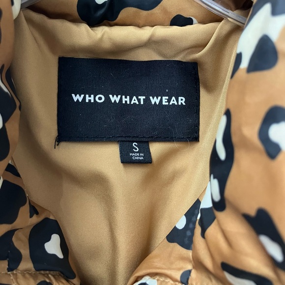 Who What Wear Gold Leopard Print Puffer Jacket Size Small - Picture 5 of 6